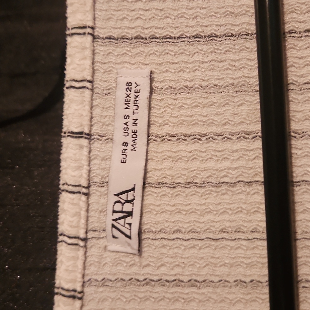 ZARA TOP - Picture 2 of 2